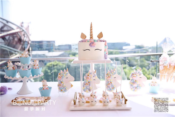 宝宝生日宴会气球布置